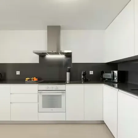Coastal Comfort In 3 Bedroom Estepona