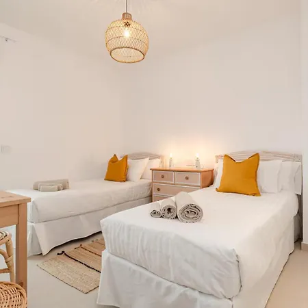 Coastal Comfort In 3 Bedroom